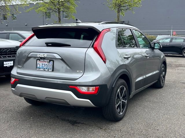 Used 2024 Kia Niro EX FWD image 5