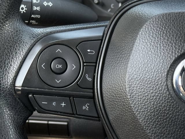 Used 2025 Toyota Corolla LE FWD image 14