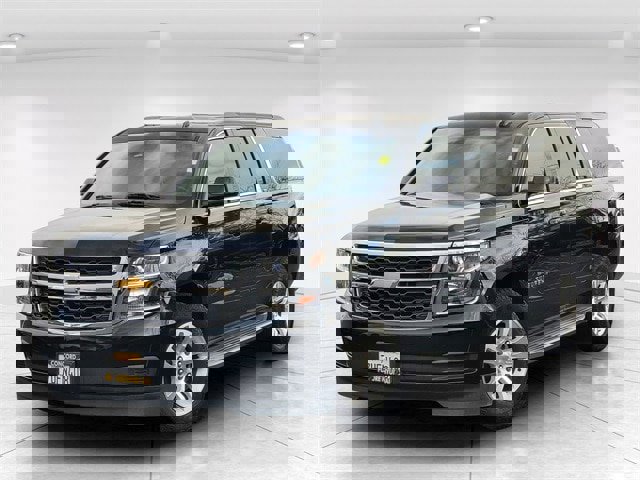 Used 2016 Chevrolet Suburban LT image 8