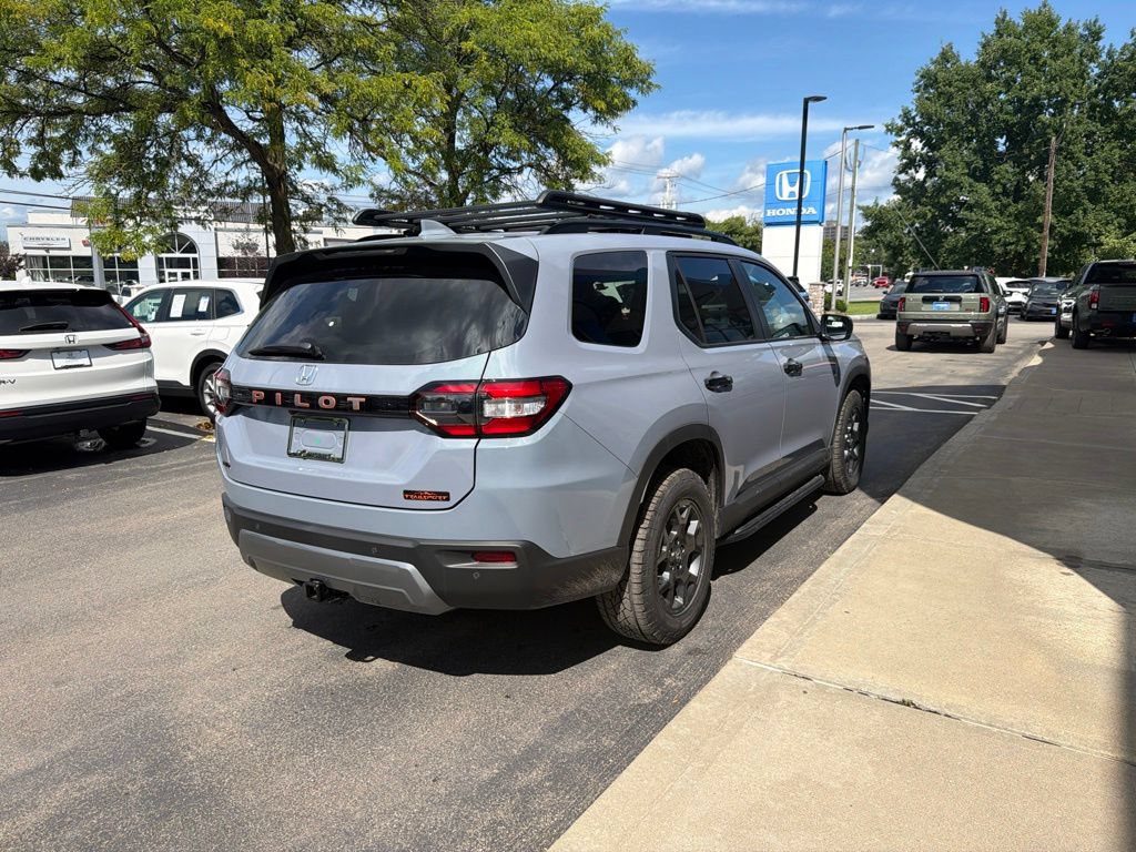 New 2026 Honda Pilot TrailSport image 5
