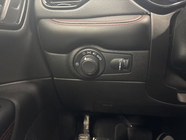 Used 2024 Dodge Durango GT AWD/4WD image 36