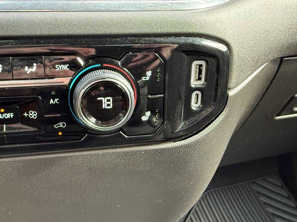 Used 2024 Chevrolet Silverado 1500 LT image 55