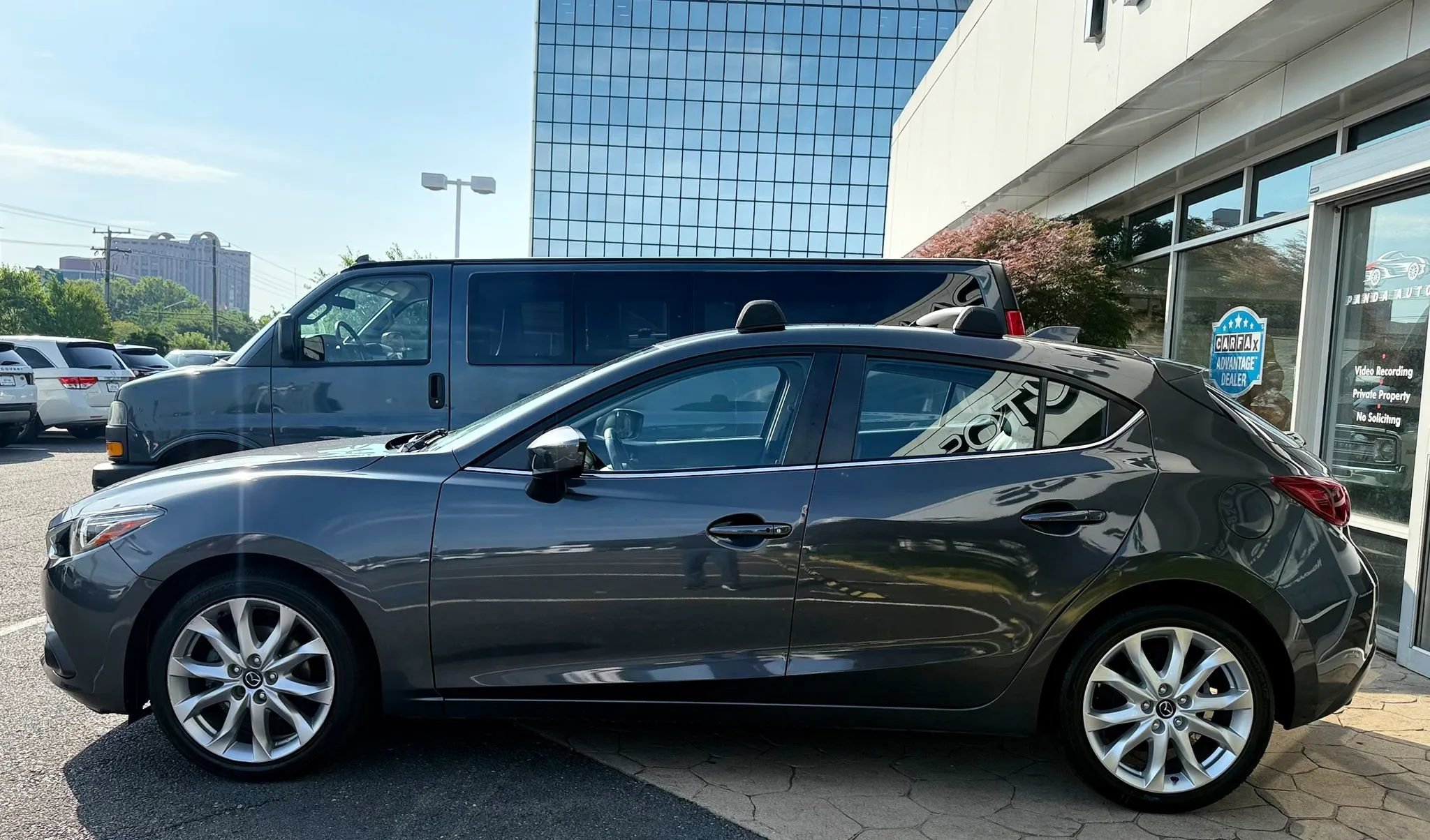 Used 2014 MAZDA MAZDA3 s Touring FWD image 4