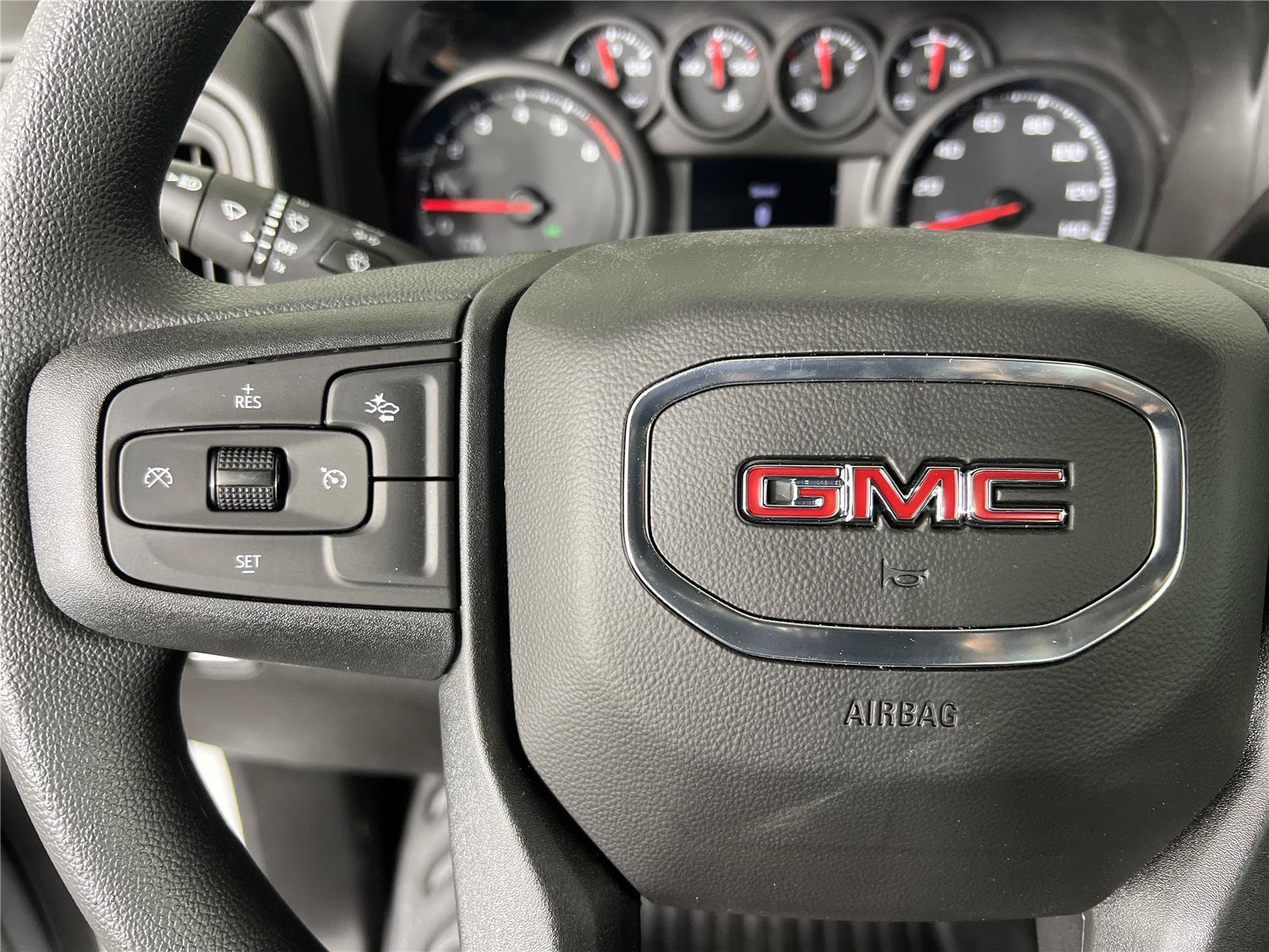 New 2026 GMC Sierra 2500 Pro w/ 1SA Pro Safety Plus Package AWD/4WD image 21