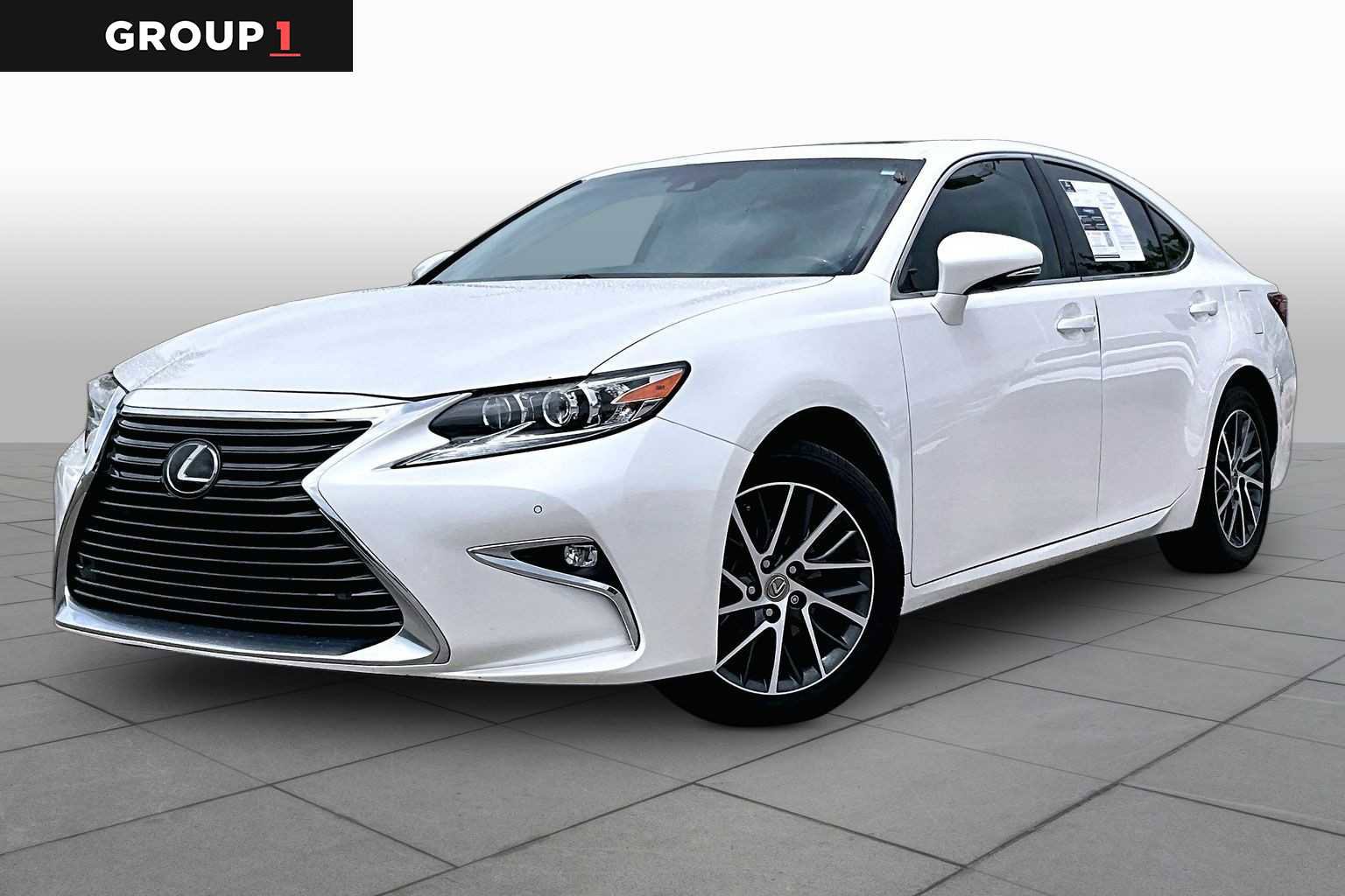 Used 2018 Lexus ES 350 w/ Luxury Package w/Wood Trim FWD image 1