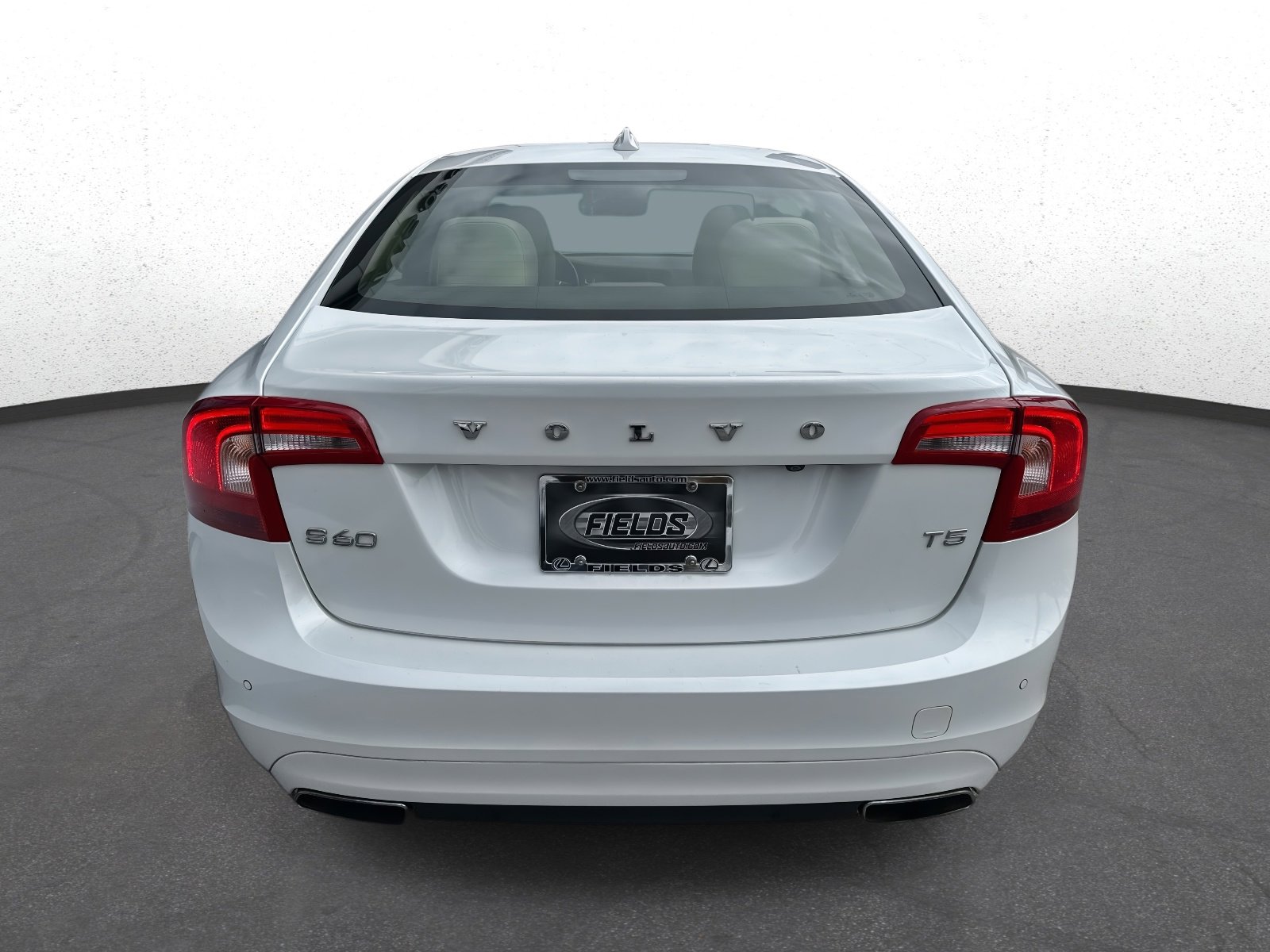 Used 2016 Volvo S60 T5 Premier w/ Convenience Package image 4