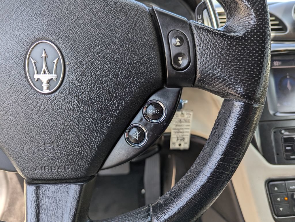 Used 2013 Maserati GranTurismo Convertible RWD image 17