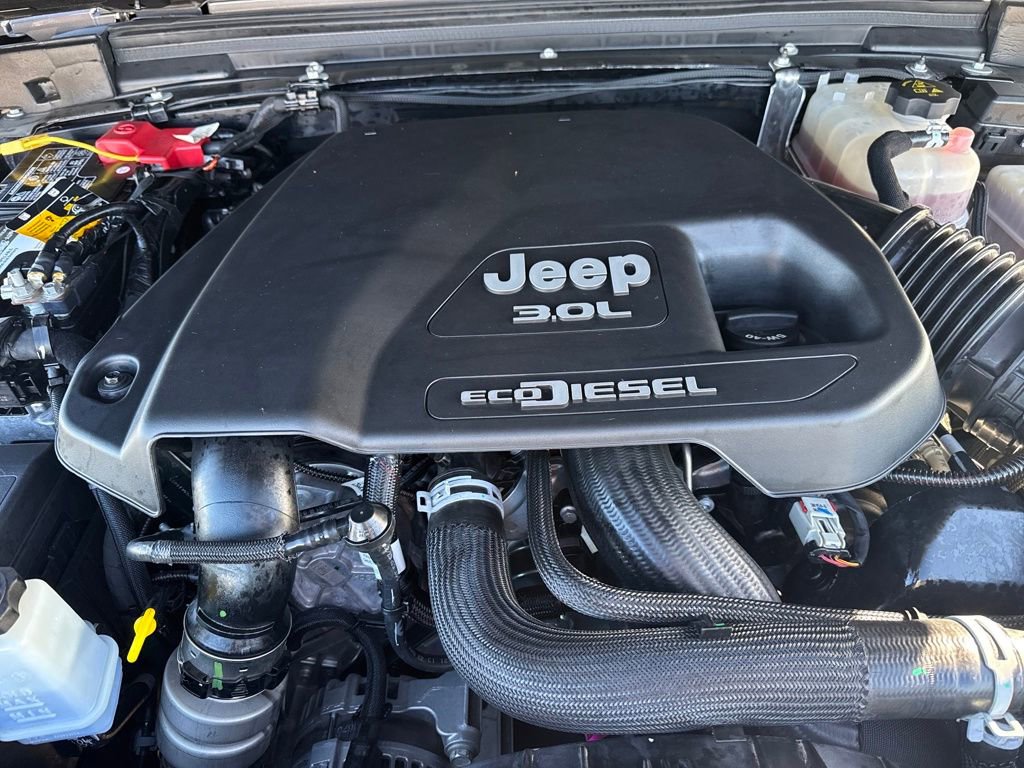 Used 2021 Jeep Wrangler Unlimited Sahara image 34