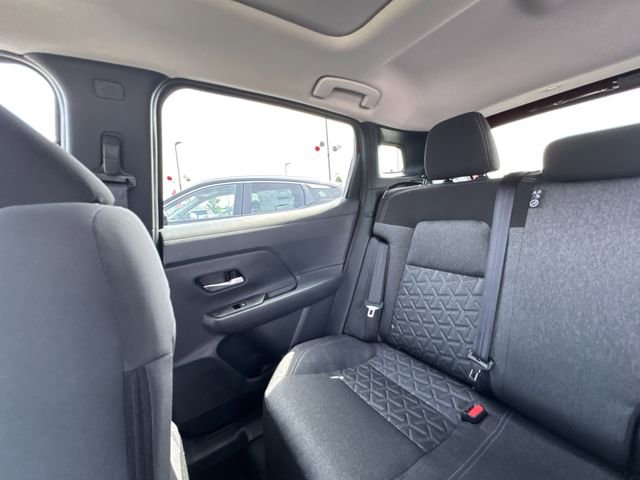 New 2025 Nissan Kicks SV w/ SV Premium Package AWD/4WD image 12