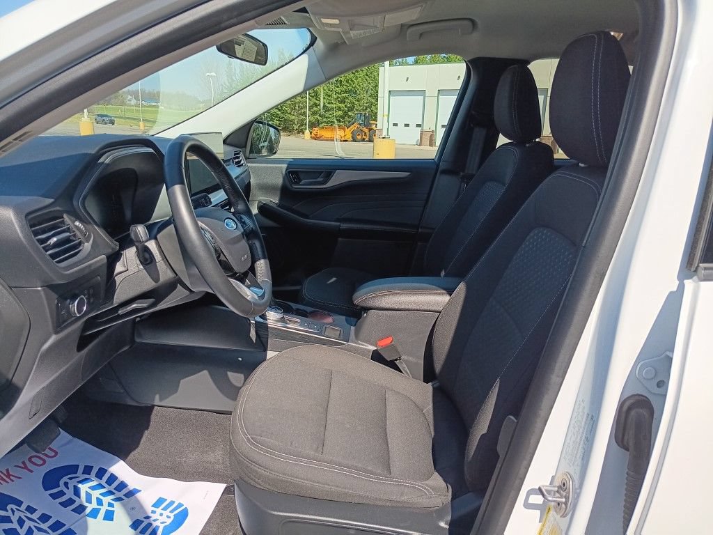 Used 2024 Ford Escape Active w/ Tech Pack #1 AWD/4WD image 19