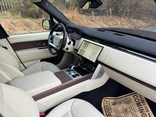 Certified 2023 Land Rover Range Rover SE AWD/4WD image 19