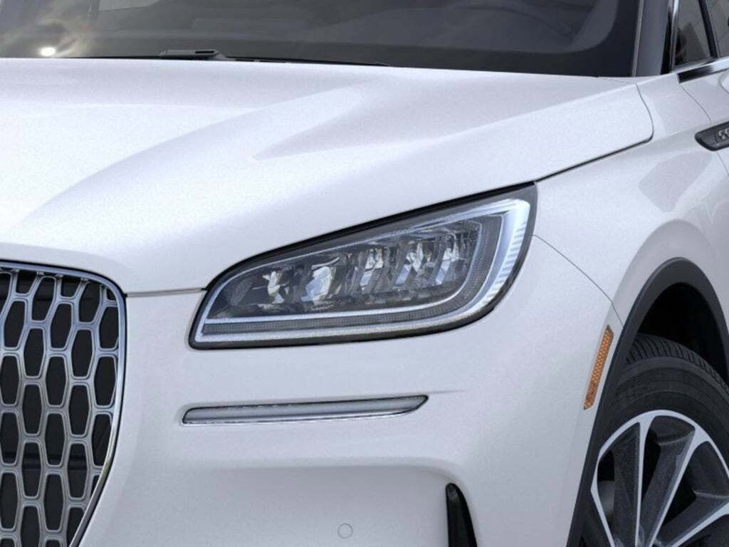 New 2026 Lincoln Corsair Premiere image 40