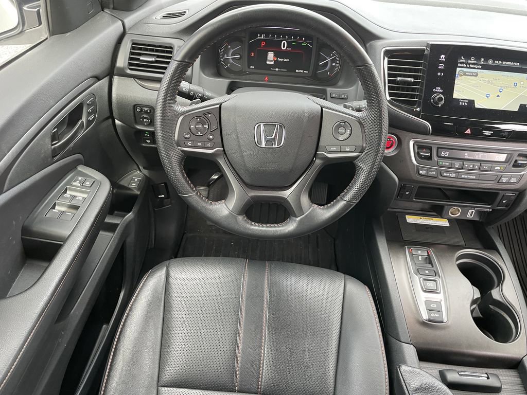 Used 2023 Honda Passport TrailSport image 14