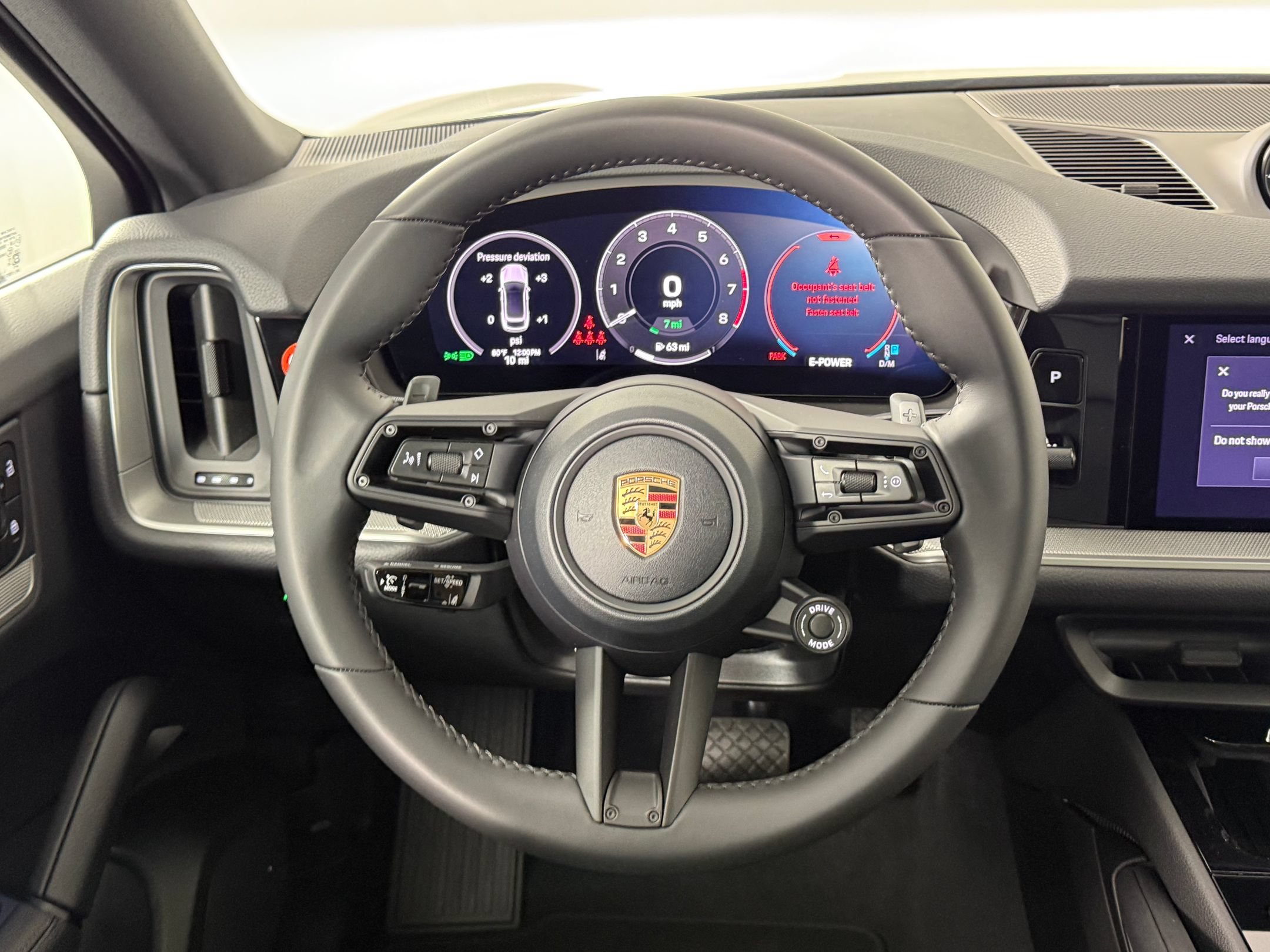 Certified 2026 Porsche Cayenne E-Hybrid Coupe AWD/4WD image 19