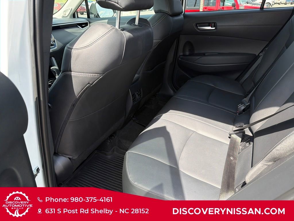 Used 2023 Toyota Corolla Cross XLE w/ Convenience Package image 29