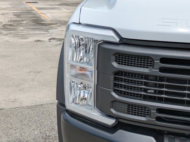 Certified 2024 Ford F550 4x4 Regular Cab Super Duty image 9