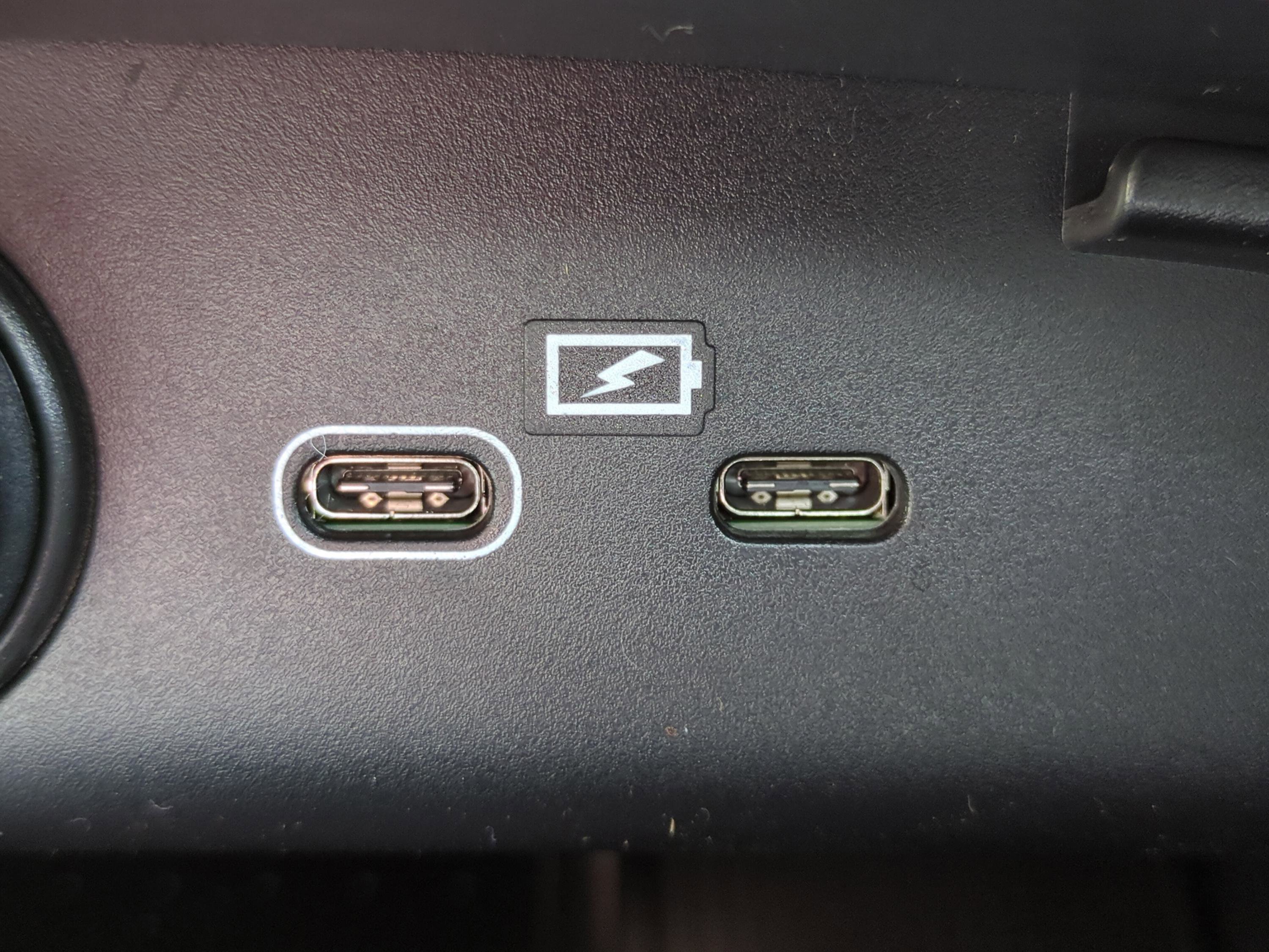 New 2026 Volvo XC40 B5 Ultra image 21