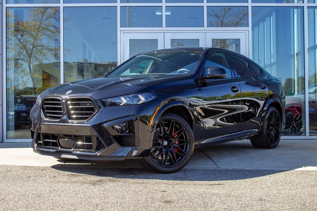 Used 2025 BMW X6 M Competition w/ Executive Package image 1