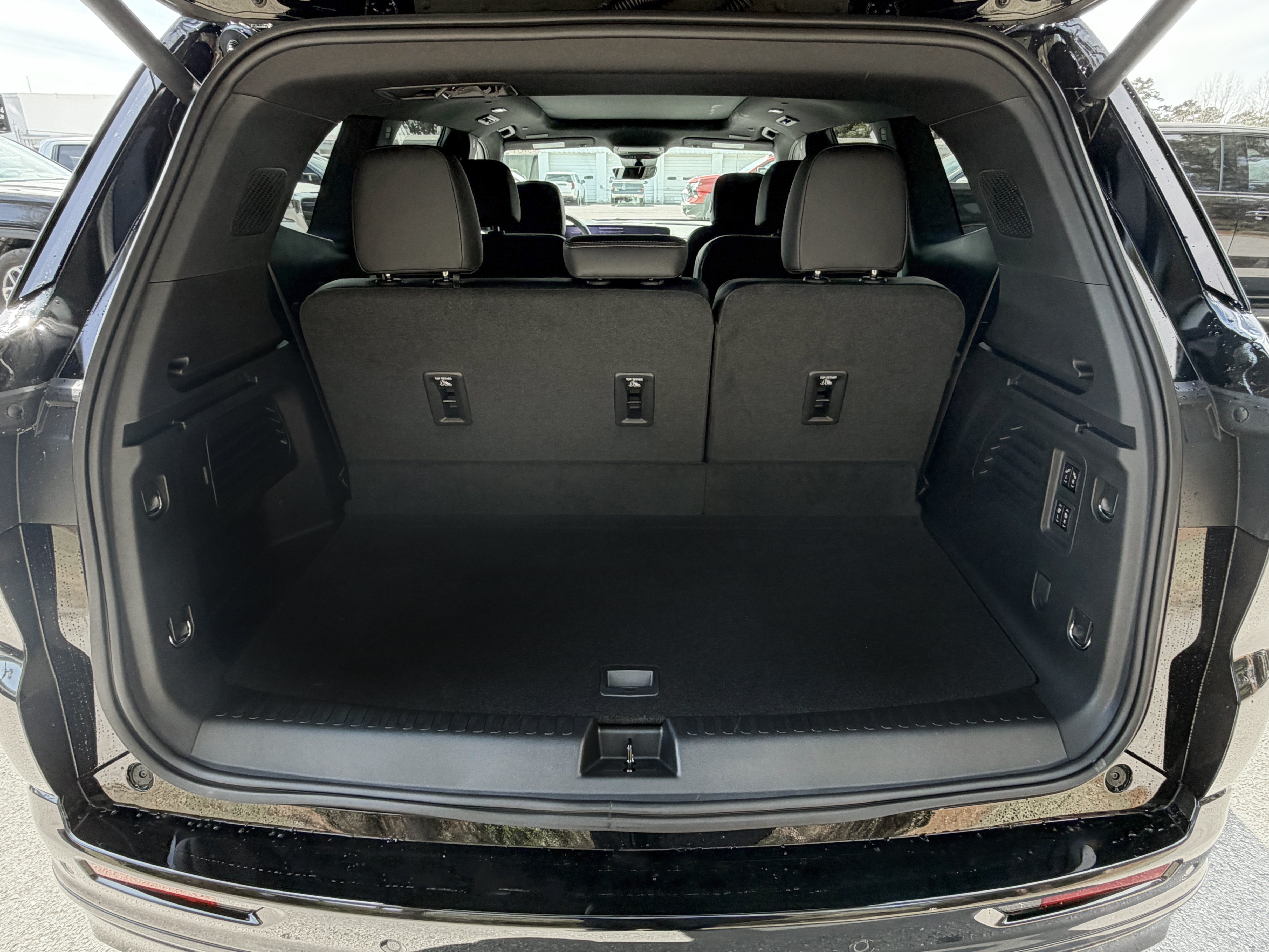 New 2026 Buick Enclave Sport Touring w/ Power Package FWD image 6