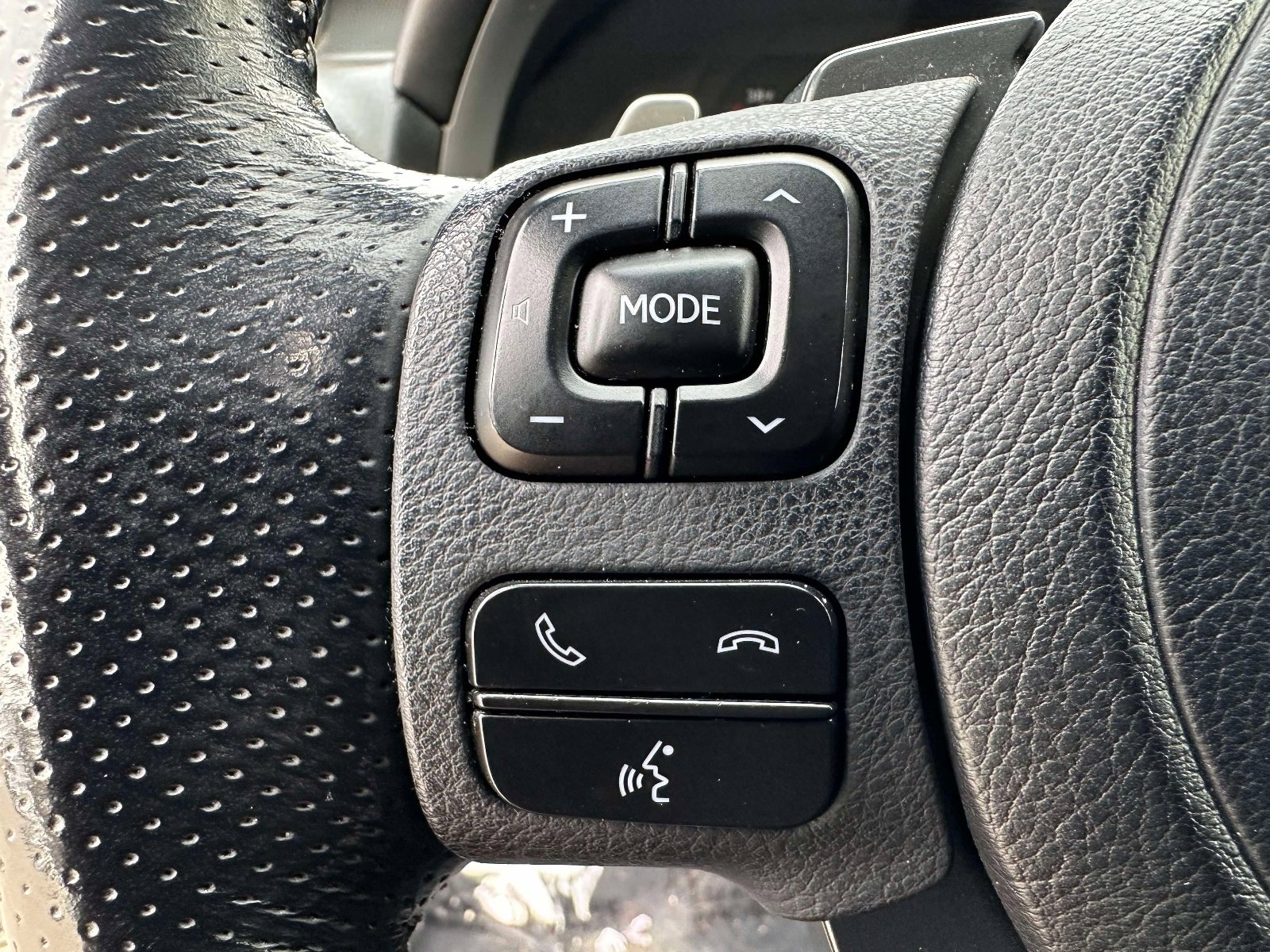 Used 2023 Lexus IS 500 image 18