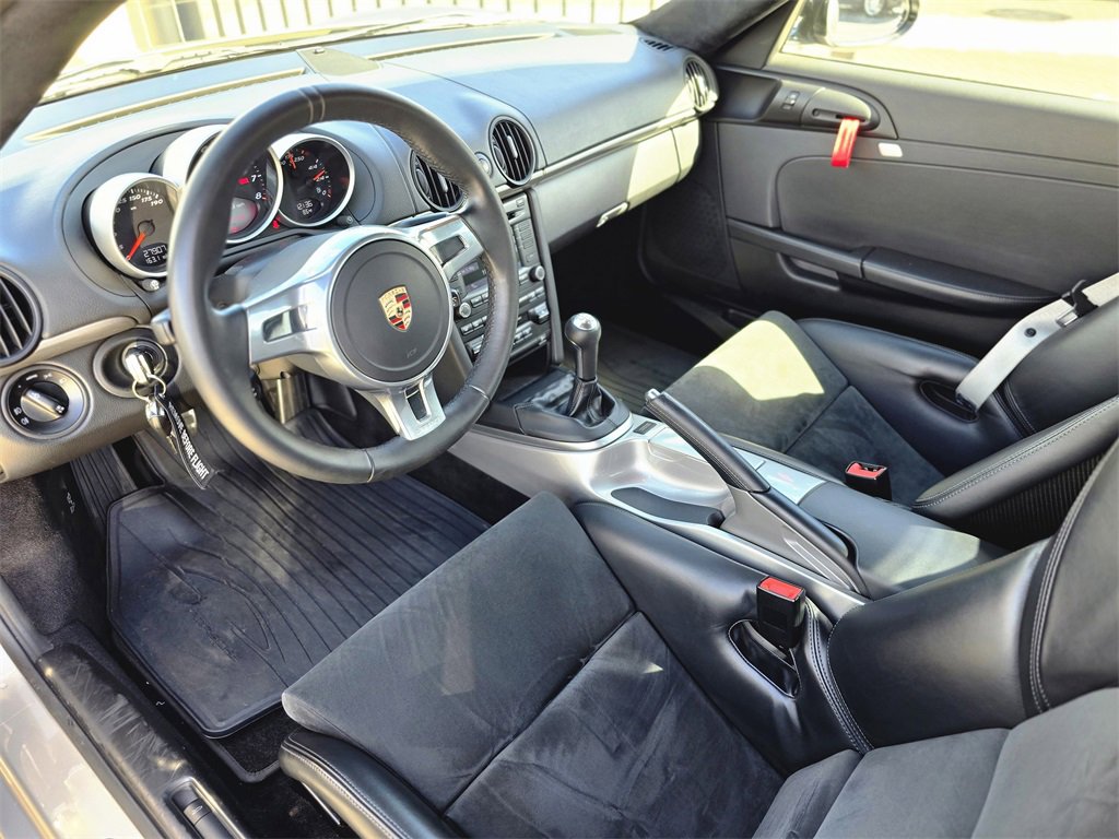 Used 2012 Porsche Cayman R image 7