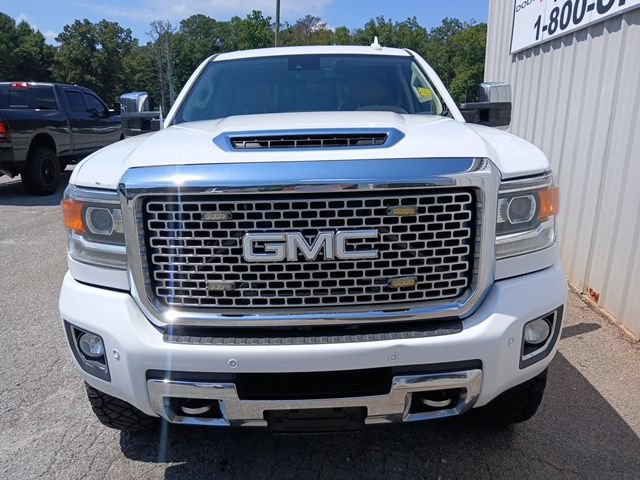 Used 2017 GMC Sierra 2500 Denali w/ Duramax Plus Package AWD/4WD image 14