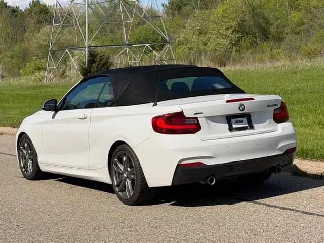 Used 2016 BMW M235i xDrive Convertible AWD/4WD image 25