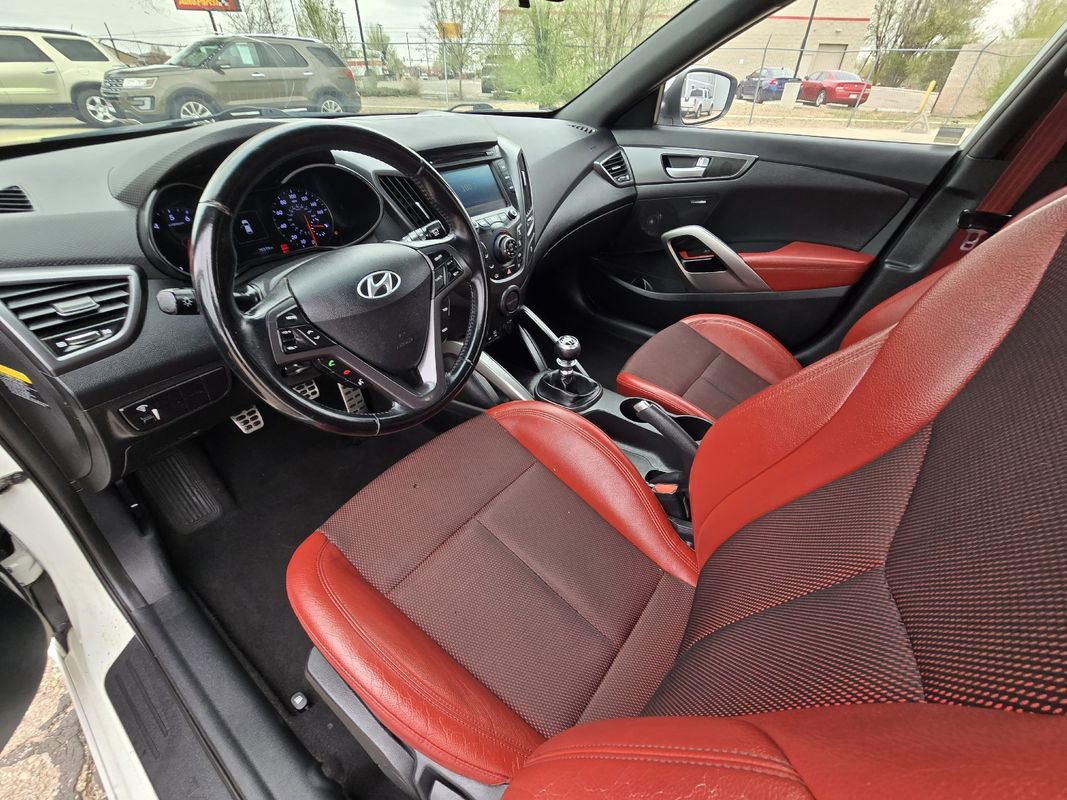 Used 2016 Hyundai Veloster Turbo R-Spec image 13