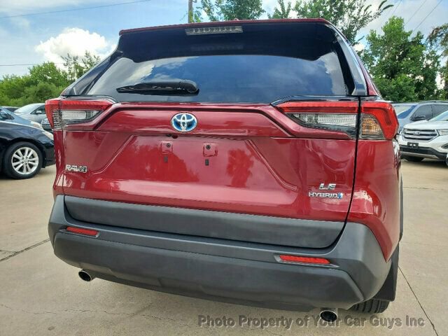 Used 2022 Toyota RAV4 LE image 13