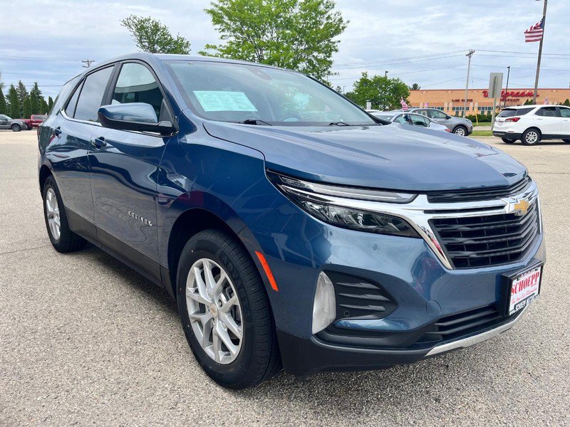 Used 2024 Chevrolet Equinox LT w/ Driver Convenience Package AWD/4WD image 3