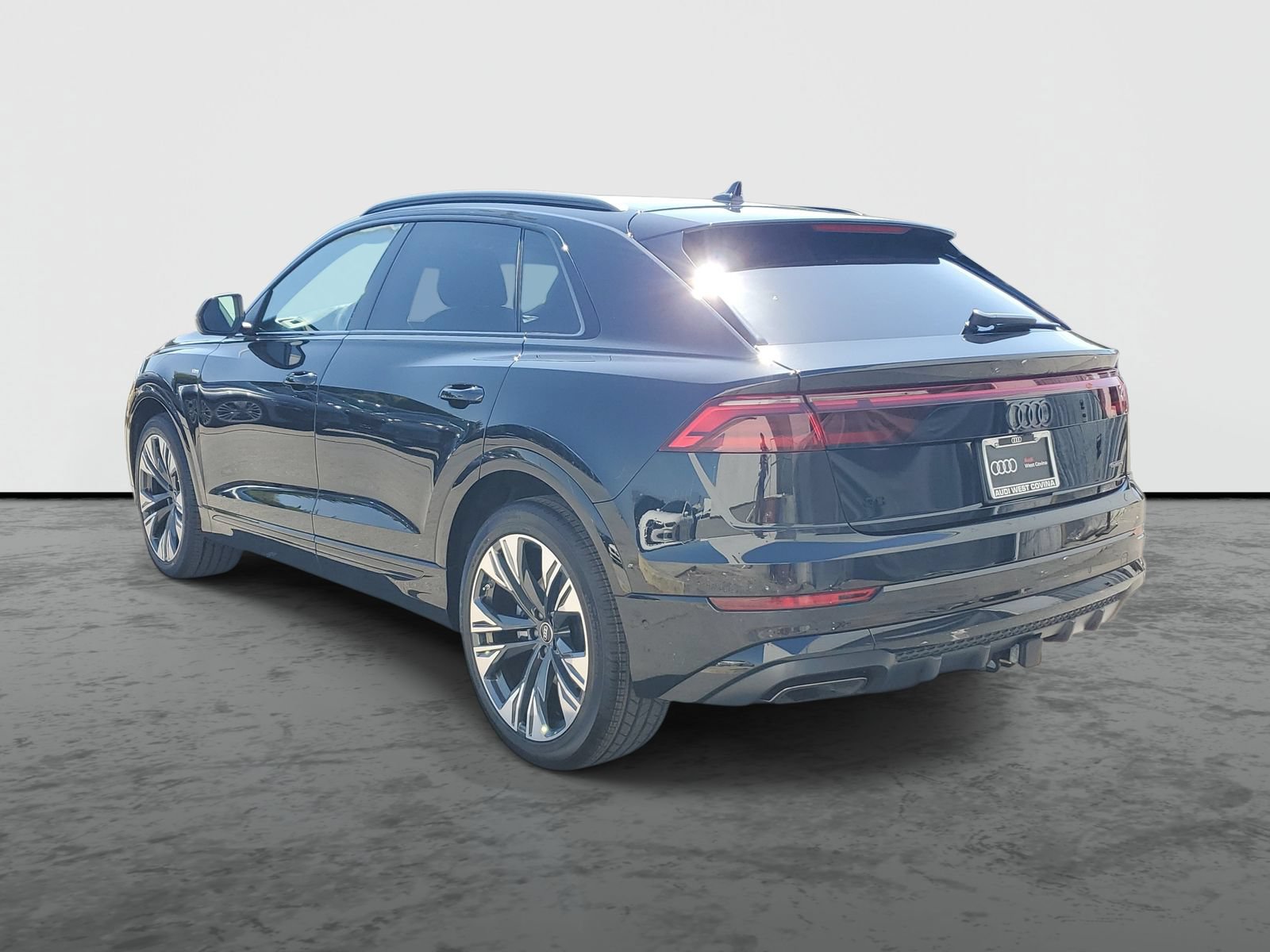 New 2026 Audi Q8 Premium Plus AWD/4WD image 3