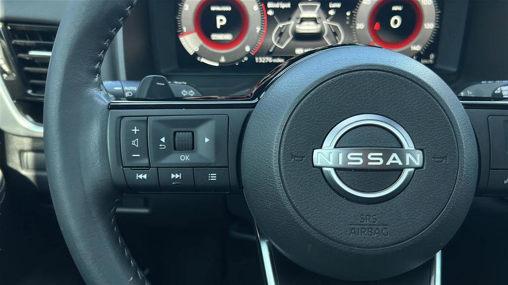 Used 2024 Nissan Rogue SL w/ SL Premium Package image 24