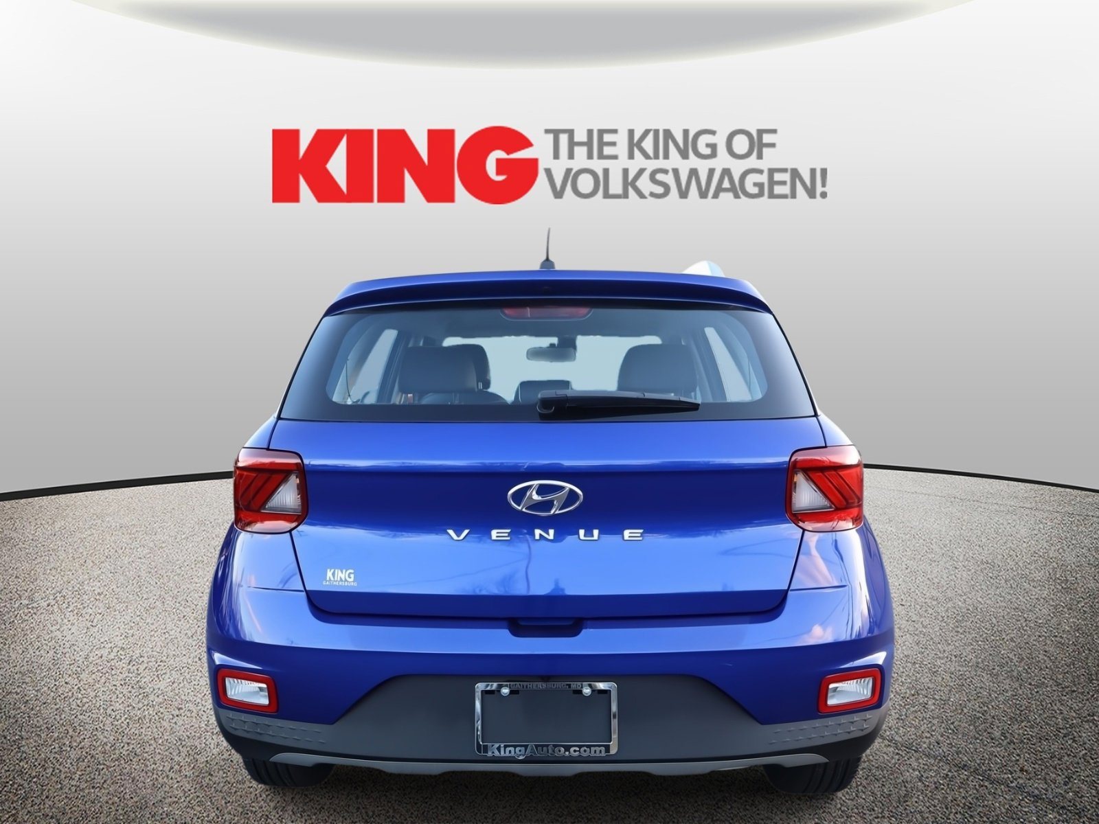 Used 2023 Hyundai Venue Limited w/ Cargo Package image 4