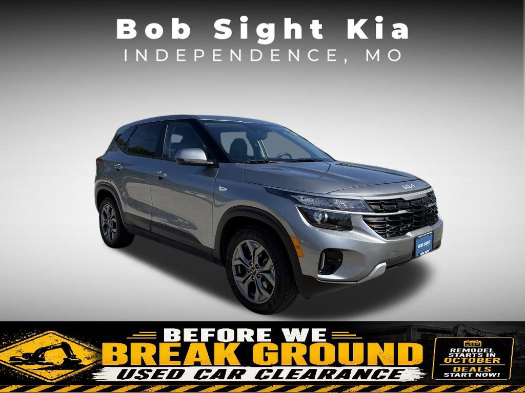 Used 2024 Kia Seltos LX AWD/4WD image 19