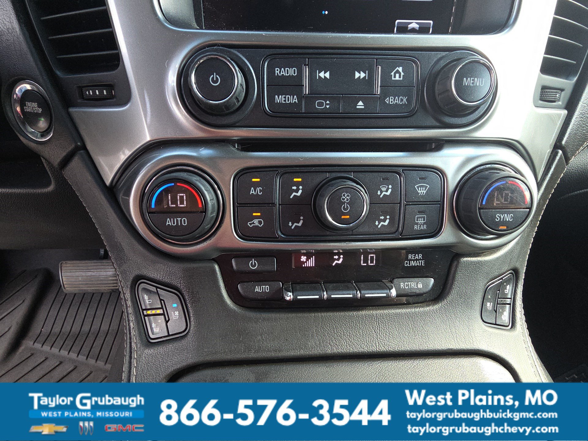 Used 2020 Chevrolet Tahoe Premier AWD/4WD image 23