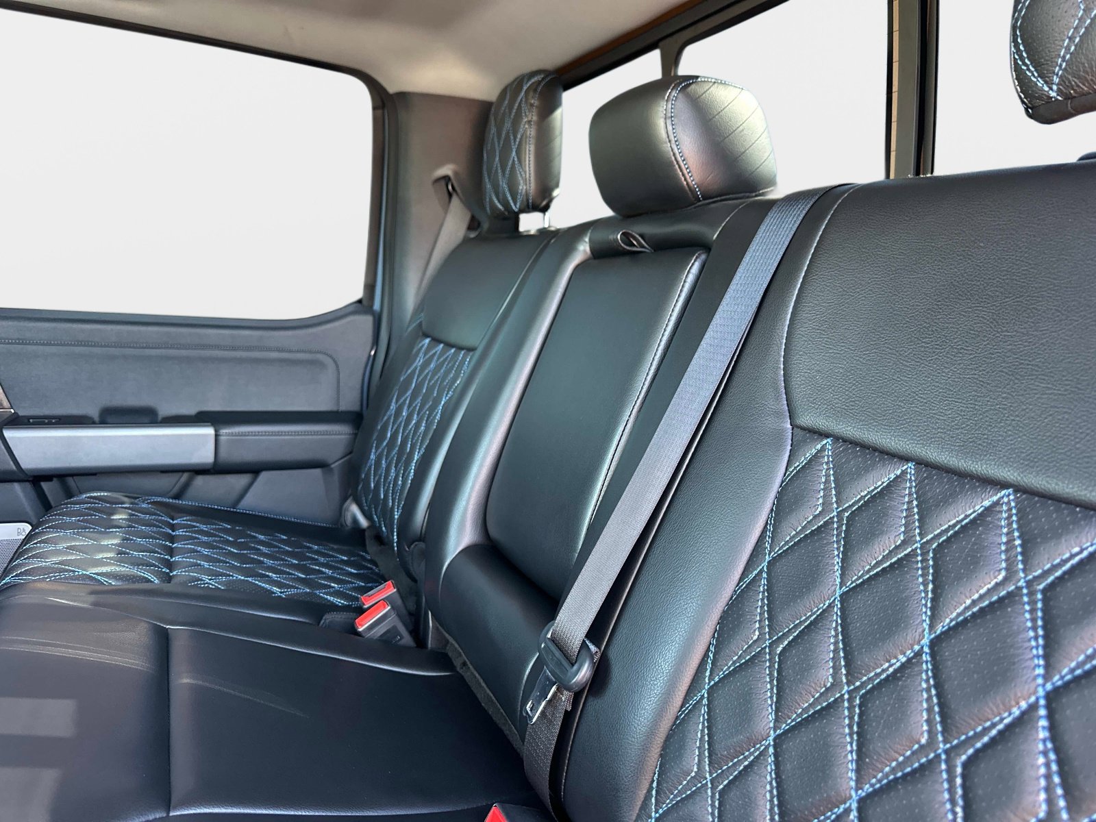 Used 2023 Ford F450 Lariat w/ Lariat Ultimate Package image 15