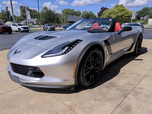 Used 2016 Chevrolet Corvette Z06 w/ 3LZ Preferred Equipment Group RWD image 5