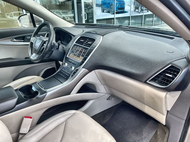 Used 2019 Lincoln Nautilus Select FWD image 29