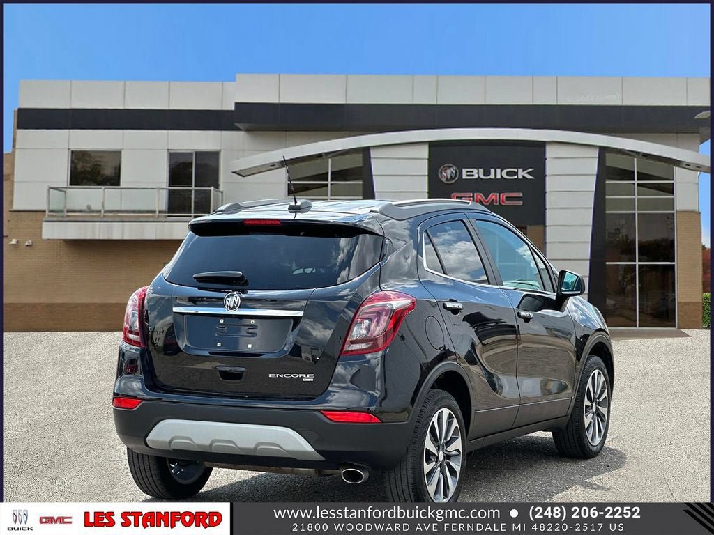 Certified 2022 Buick Encore Preferred AWD/4WD image 6