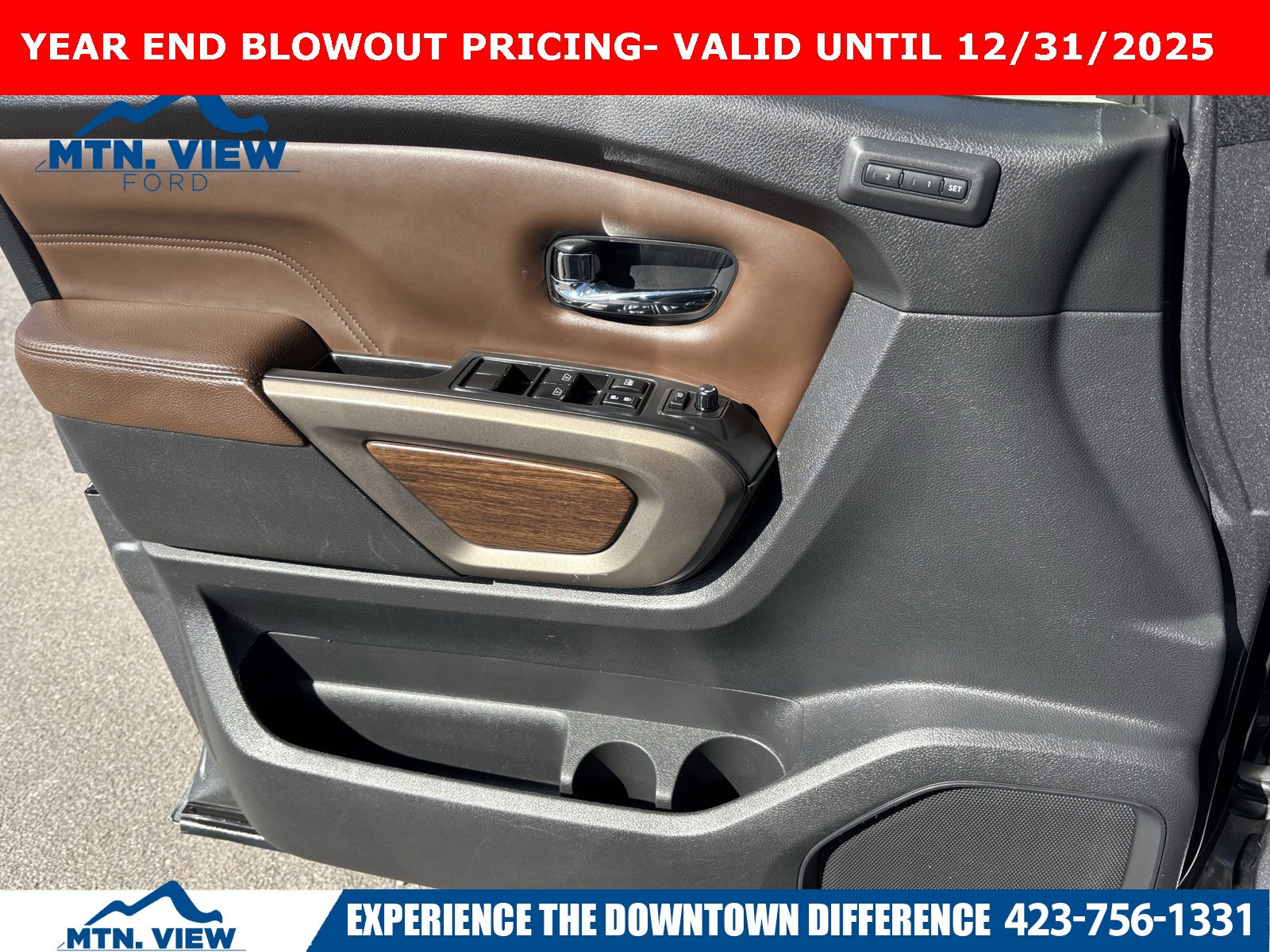 Used 2021 Nissan Titan Platinum Reserve image 17