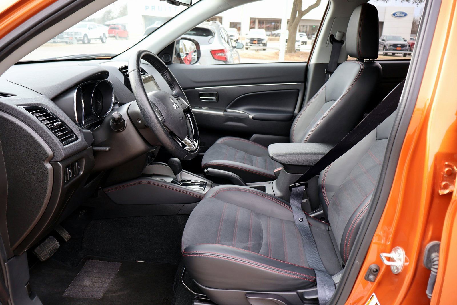 Used 2024 Mitsubishi Outlander Sport SE AWD/4WD image 21