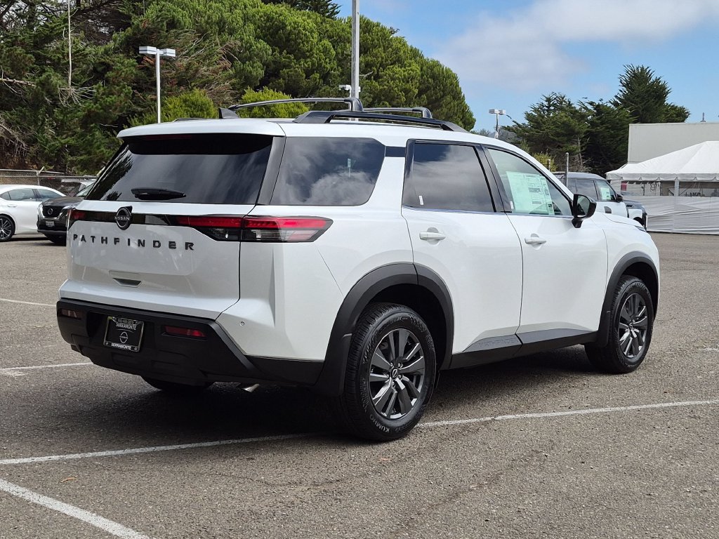 New 2026 Nissan Pathfinder SV FWD image 5
