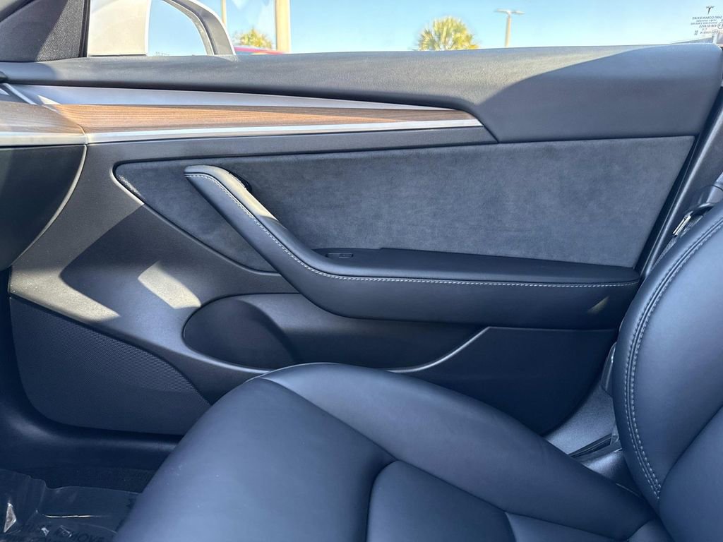 Used 2022 Tesla Model 3 Long Range image 28