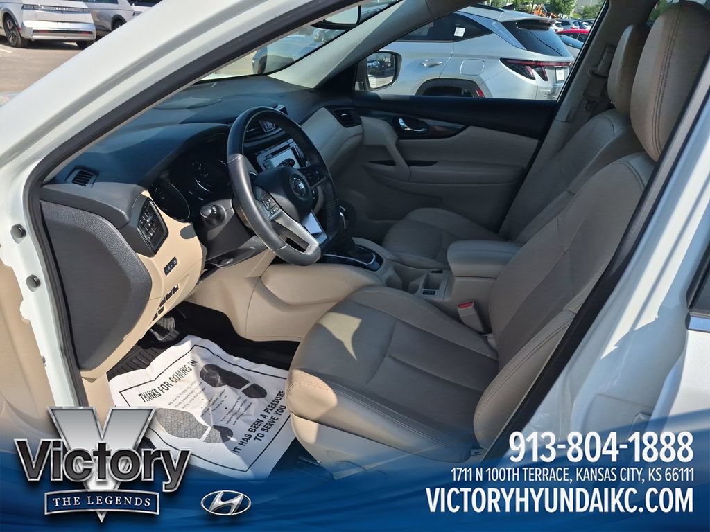 Used 2019 Nissan Rogue SL w/ Premium Package AWD/4WD image 9