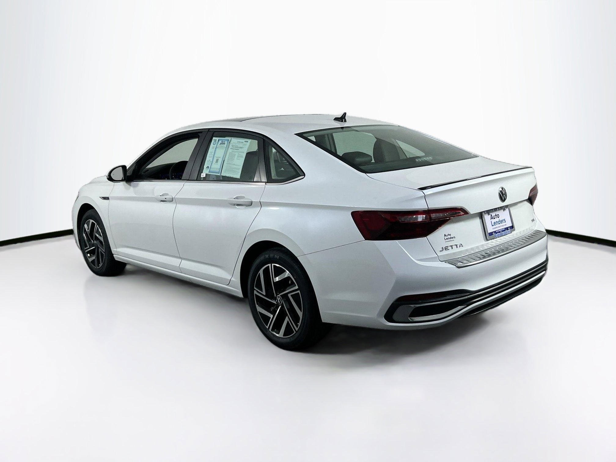 Used 2023 Volkswagen Jetta SEL image 7