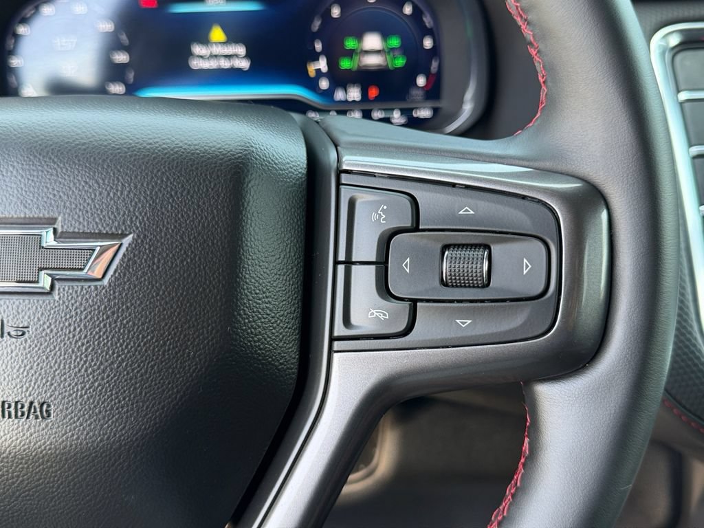 Used 2024 Chevrolet Suburban RST w/ Luxury Package AWD/4WD image 18