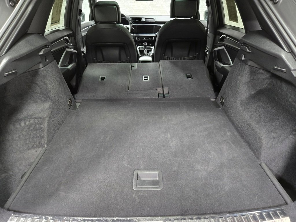 Used 2024 Audi Q3 2.0T Premium image 44