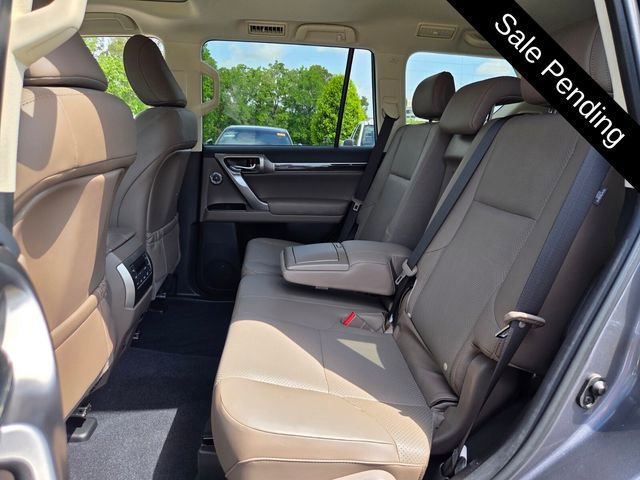 Used 2023 Lexus GX 460 Luxury w/ Accessory Package image 14