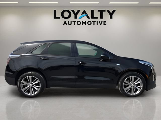 Used 2021 Cadillac XT5 Sportv w/ LPO, ONYX Package AWD/4WD image 6