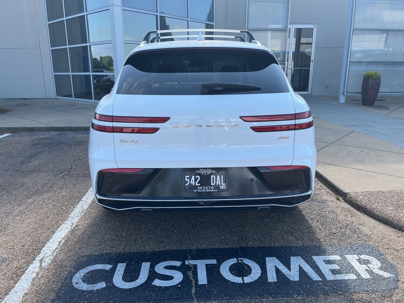 Used 2026 Genesis GV70 2.5T image 12